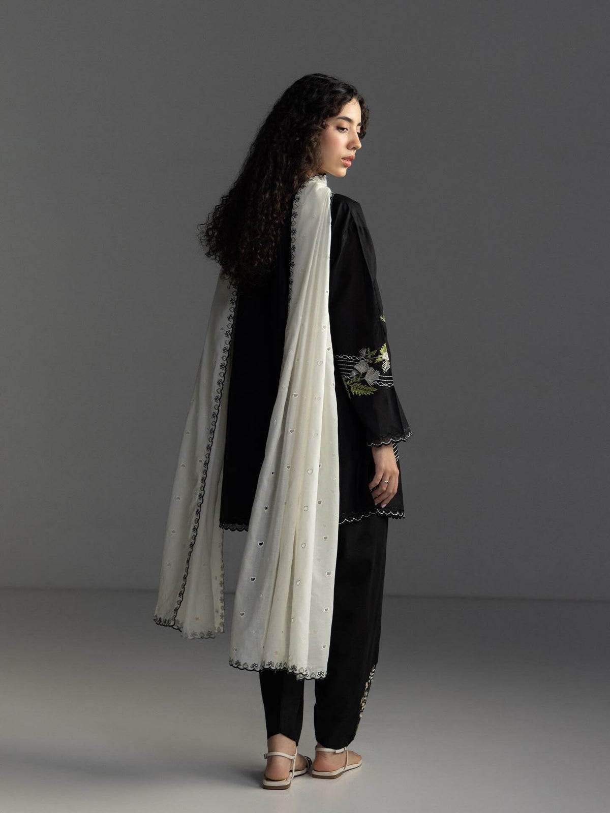 Zara Shahjahan | Coco Lawn 26 | Evia-9A, image 2