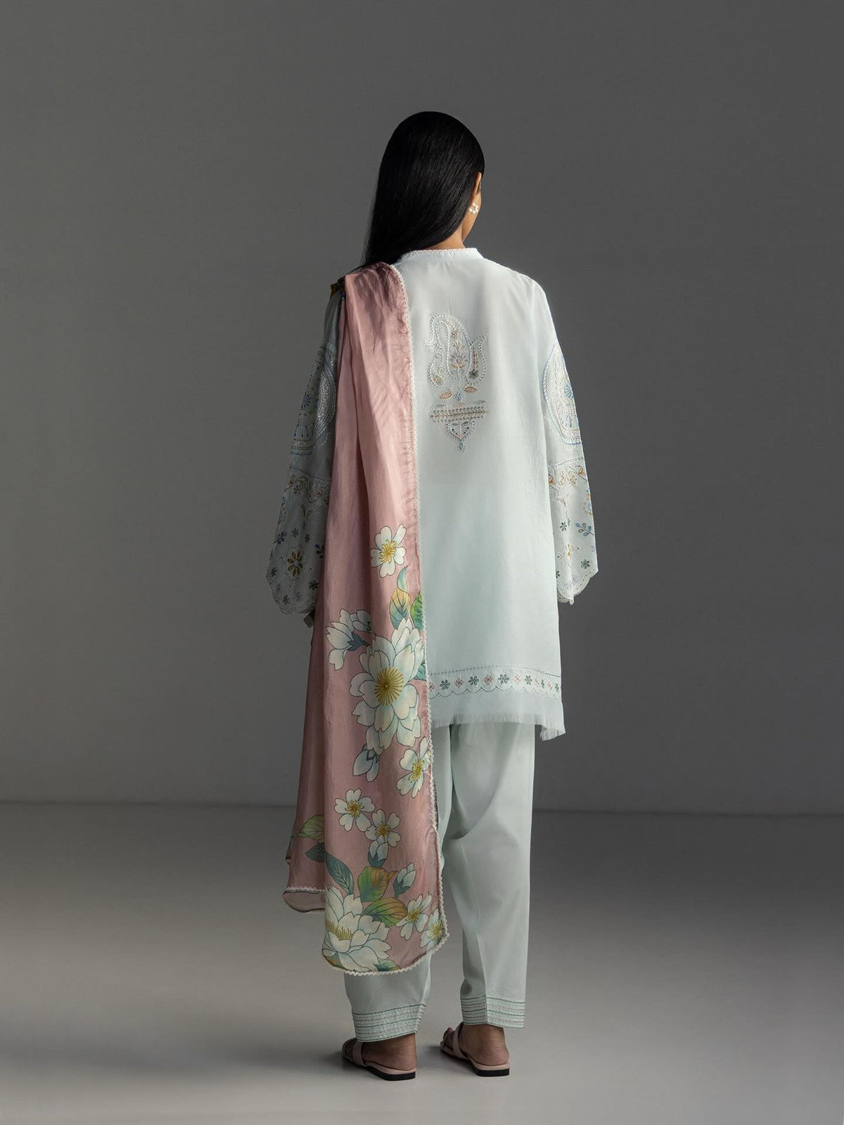 Zara Shahjahan | Coco Lawn 26 | Veya-7B-2