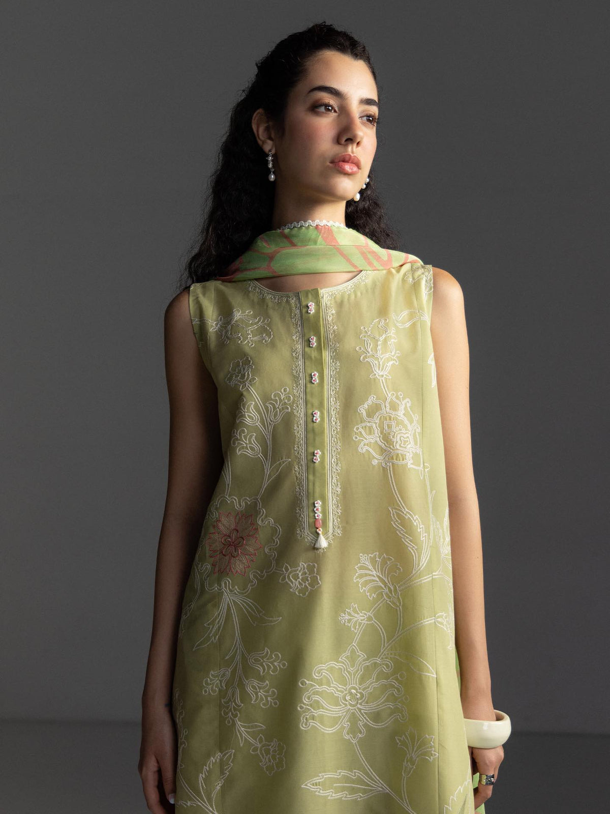 Zara Shahjahan | Coco Lawn 26 | Isla-4B, image 3