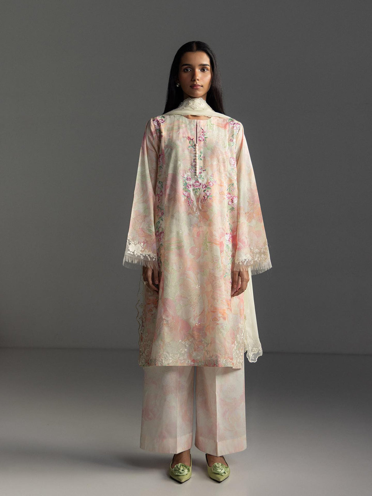 Zara Shahjahan | Coco Lawn 26 | Aira-6B-1