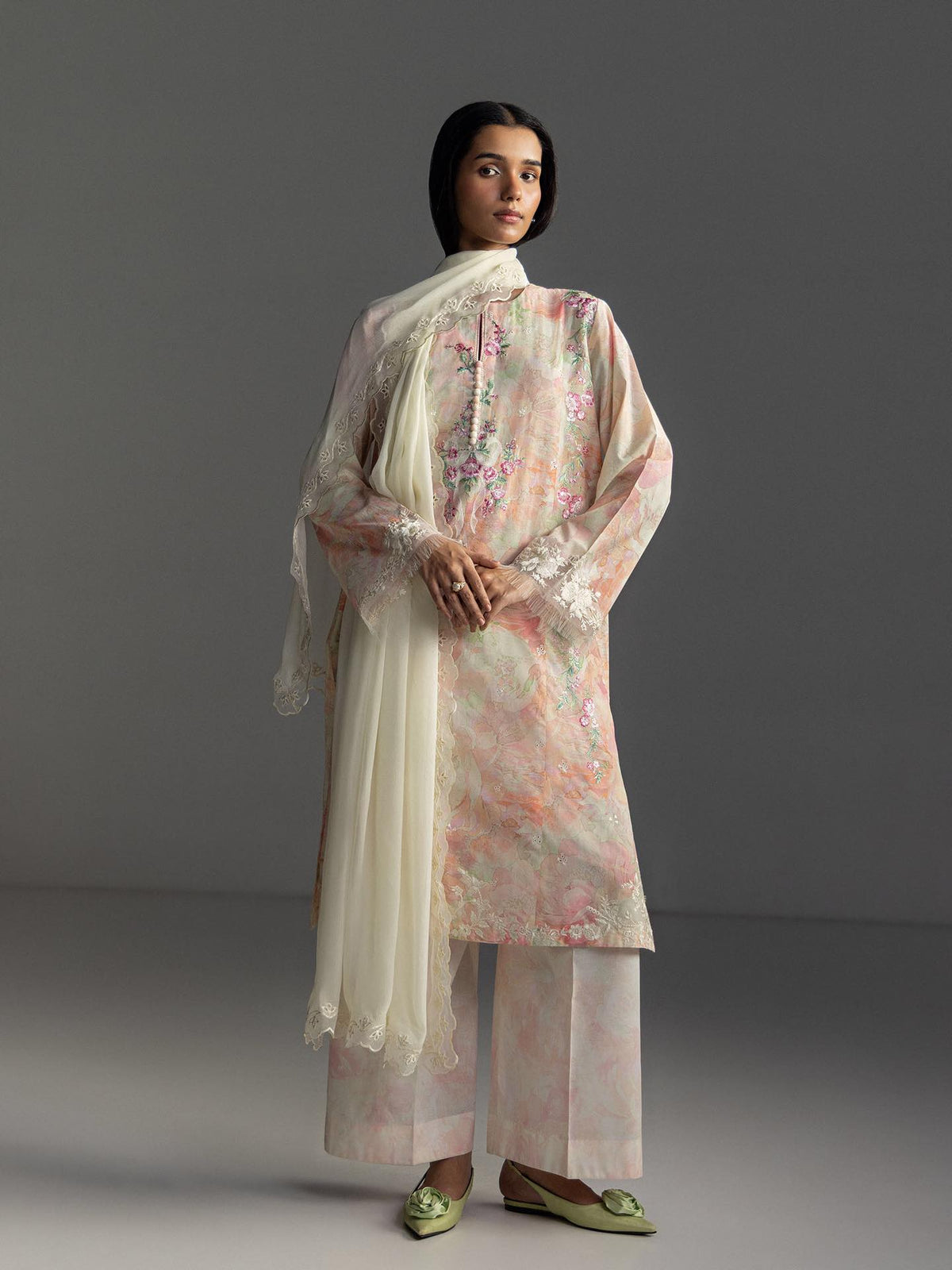 Zara Shahjahan | Coco Lawn 26 | Aira-6B-5