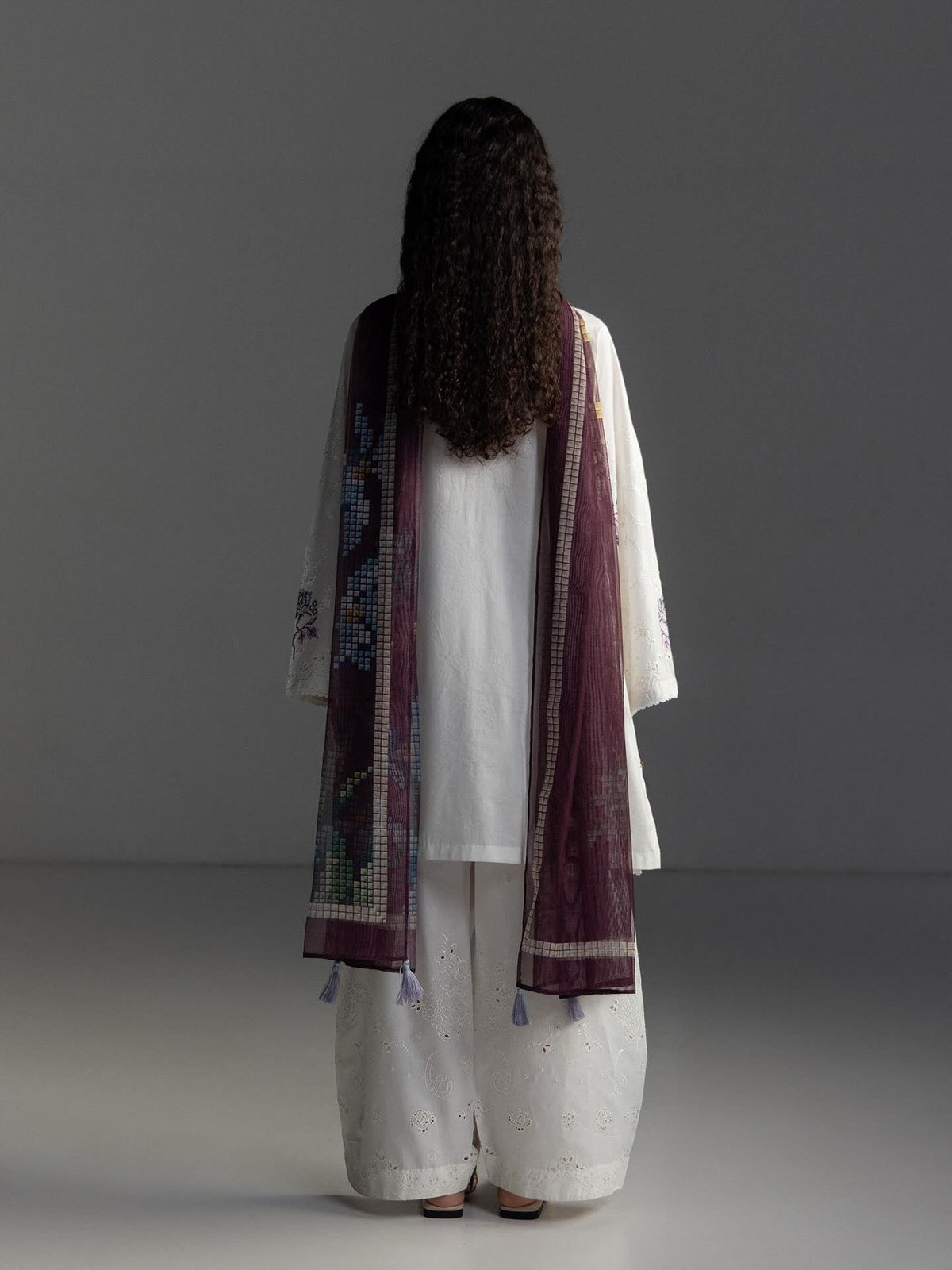 Zara Shahjahan | Coco Lawn 26 | Sune-10B, image 2