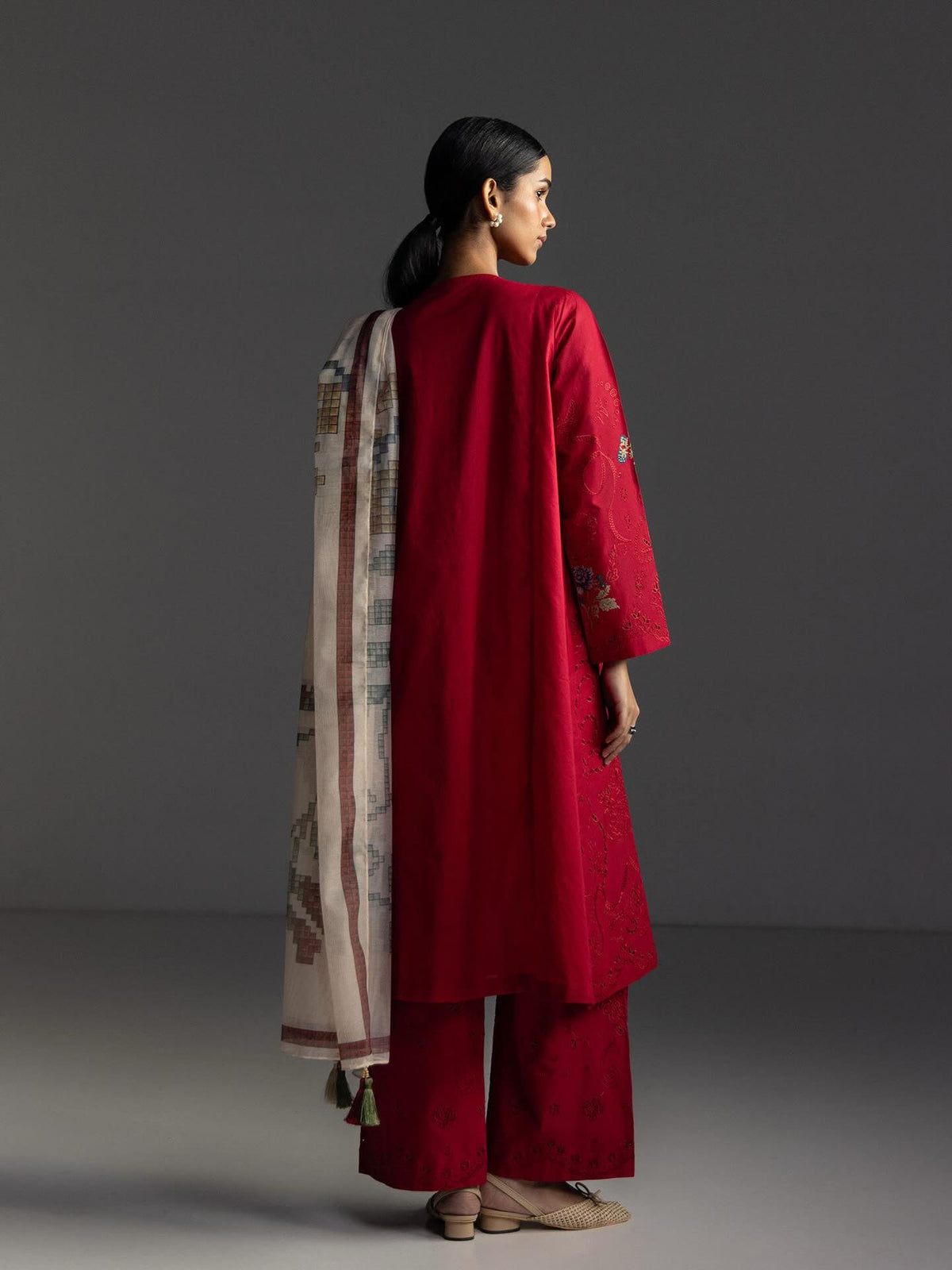 Zara Shahjahan | Coco Lawn 26 | Sune-10A, image 2
