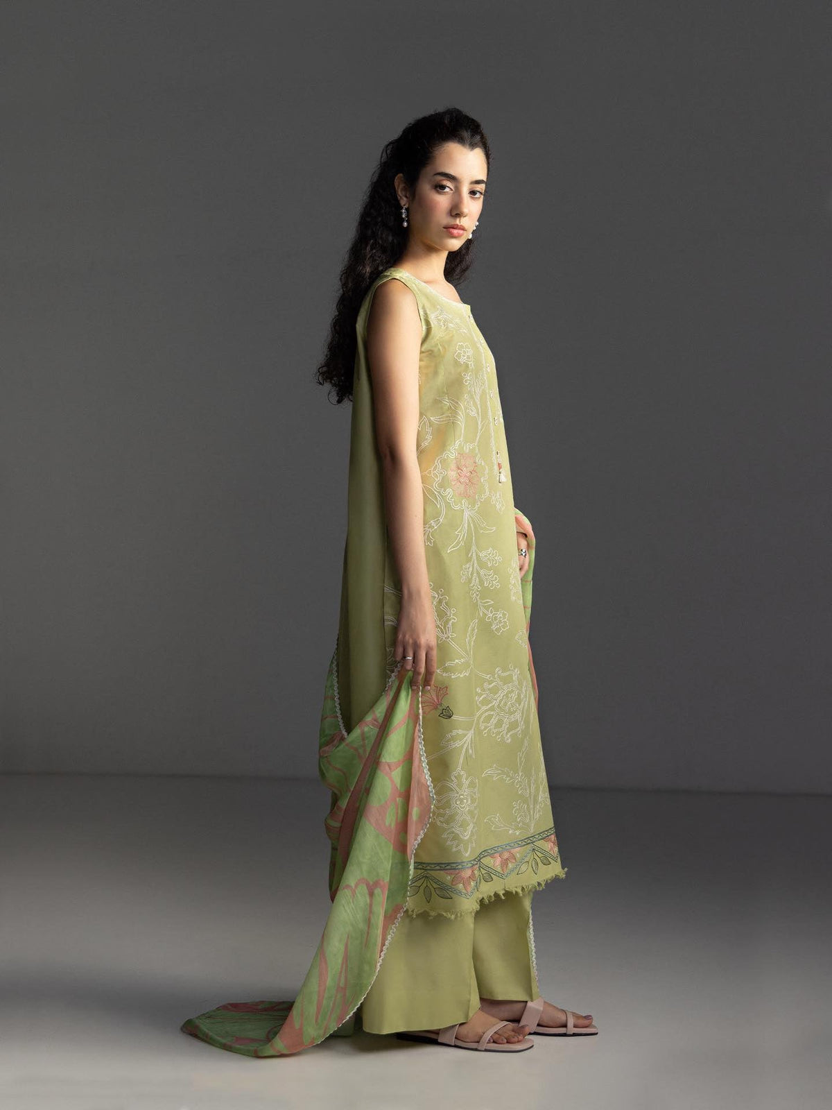 Zara Shahjahan | Coco Lawn 26 | Isla-4B, image 5