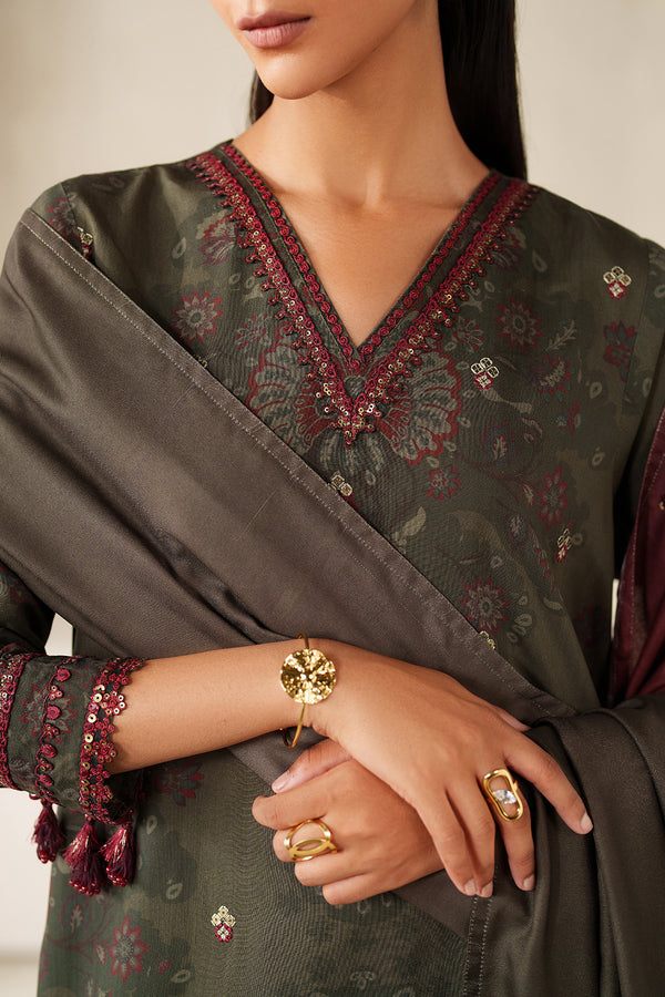 Baroque | Luxury Pret 25 | UF-4330, image 3