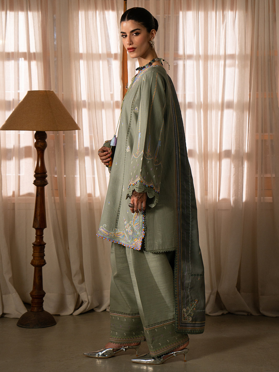 Bin Ilyas | Gulrukh Khaddar 25 | 64-A, image 2