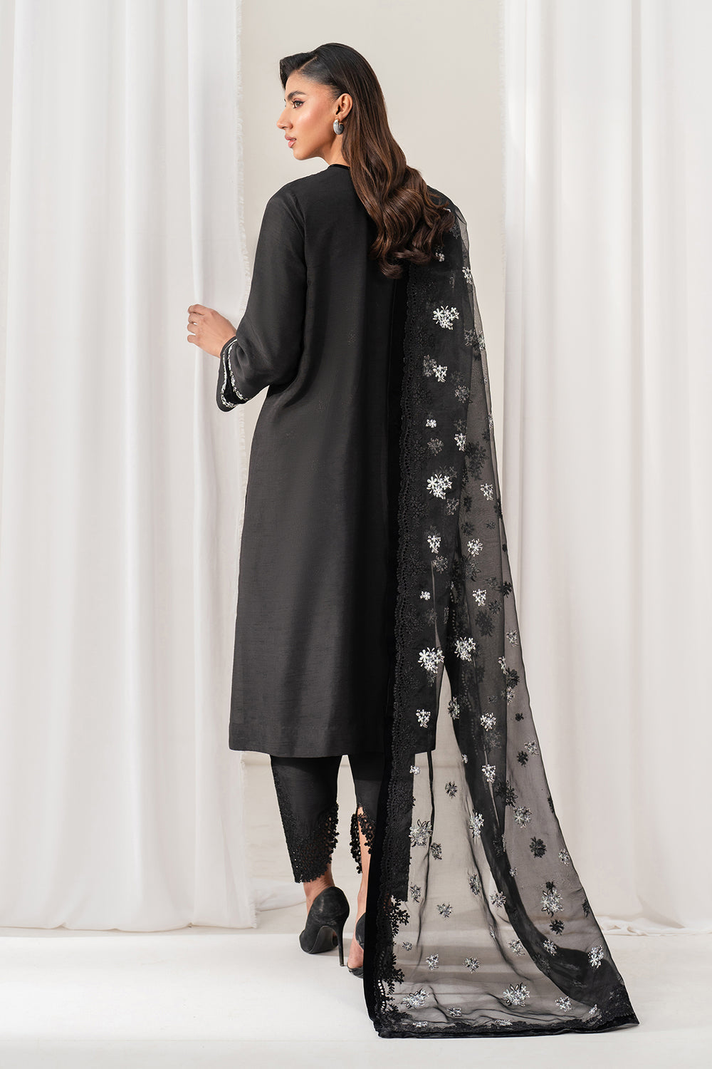 Baroque | Formals Collection | EMBROIDERED RAW SILK UF-4137, image 2