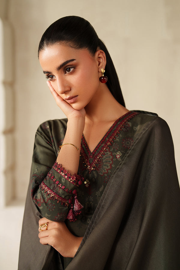 Baroque | Luxury Pret 25 | UF-4330, image 4