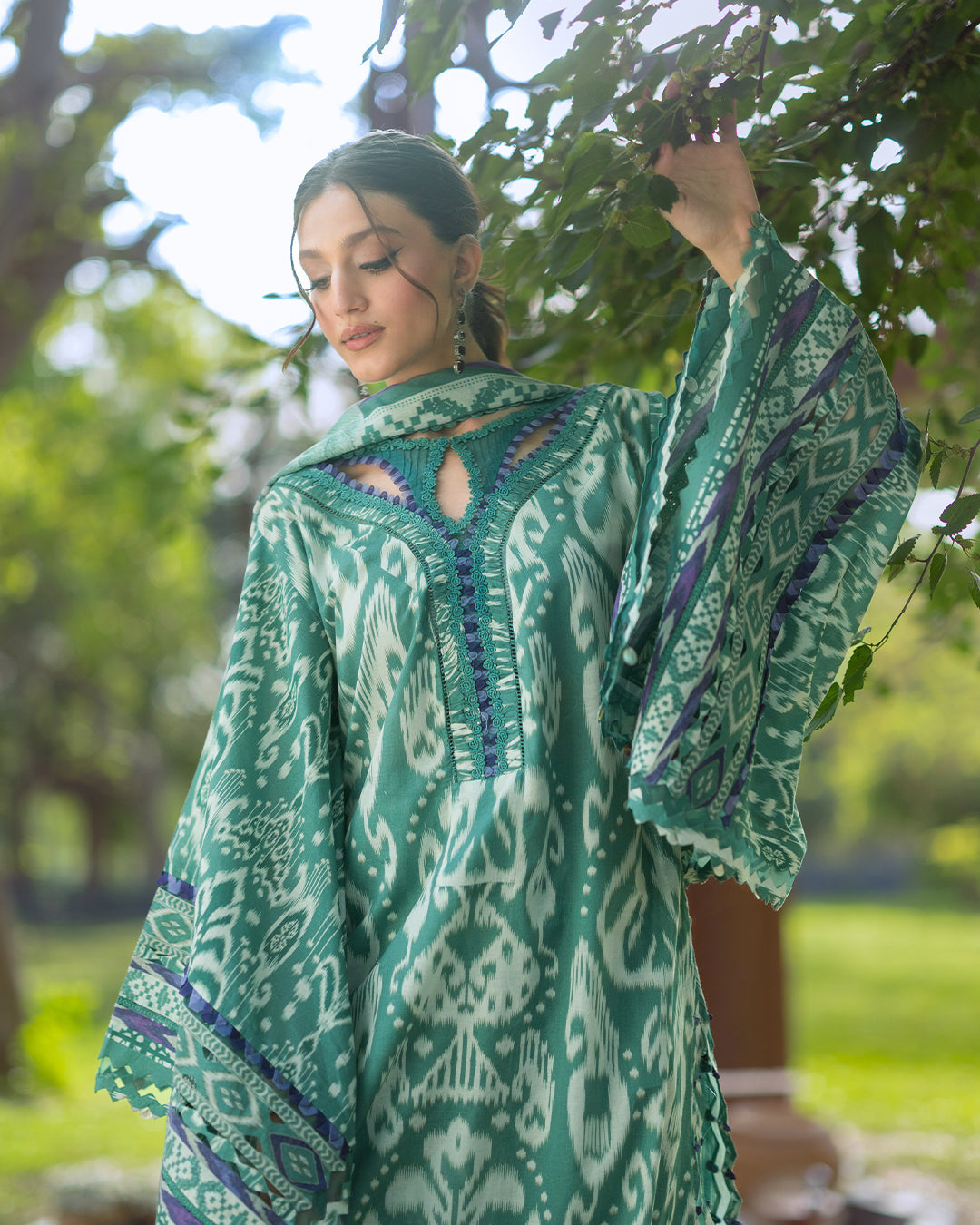 Elaf Premium | Bridgerton Prints 26 | EPB-1A NIA MARE-3