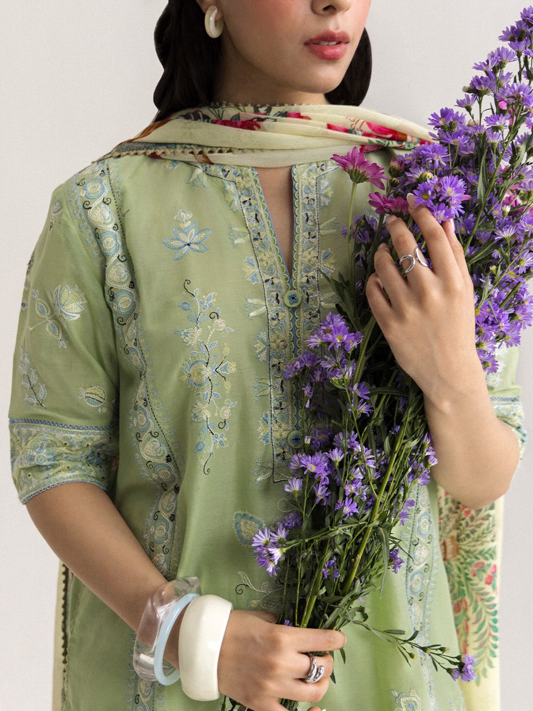 Zara Shahjahan | Coco Lawn 26 | Noa-5B, image 3