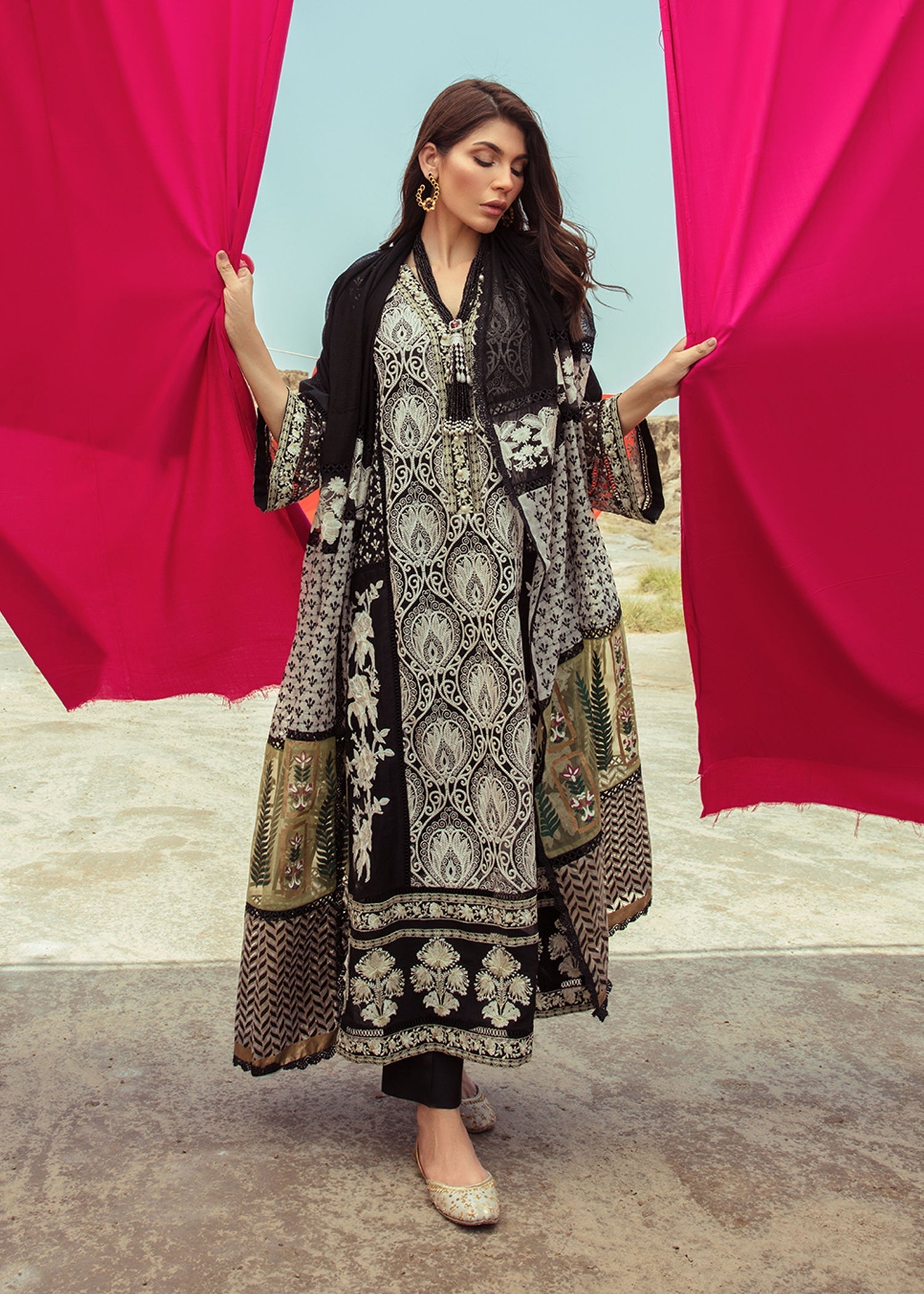 Saira Shakira | Luxury Pret | Black Beauty -  Saira Shakira Ladies Clothes - Original Designer Dress - House of Maryam