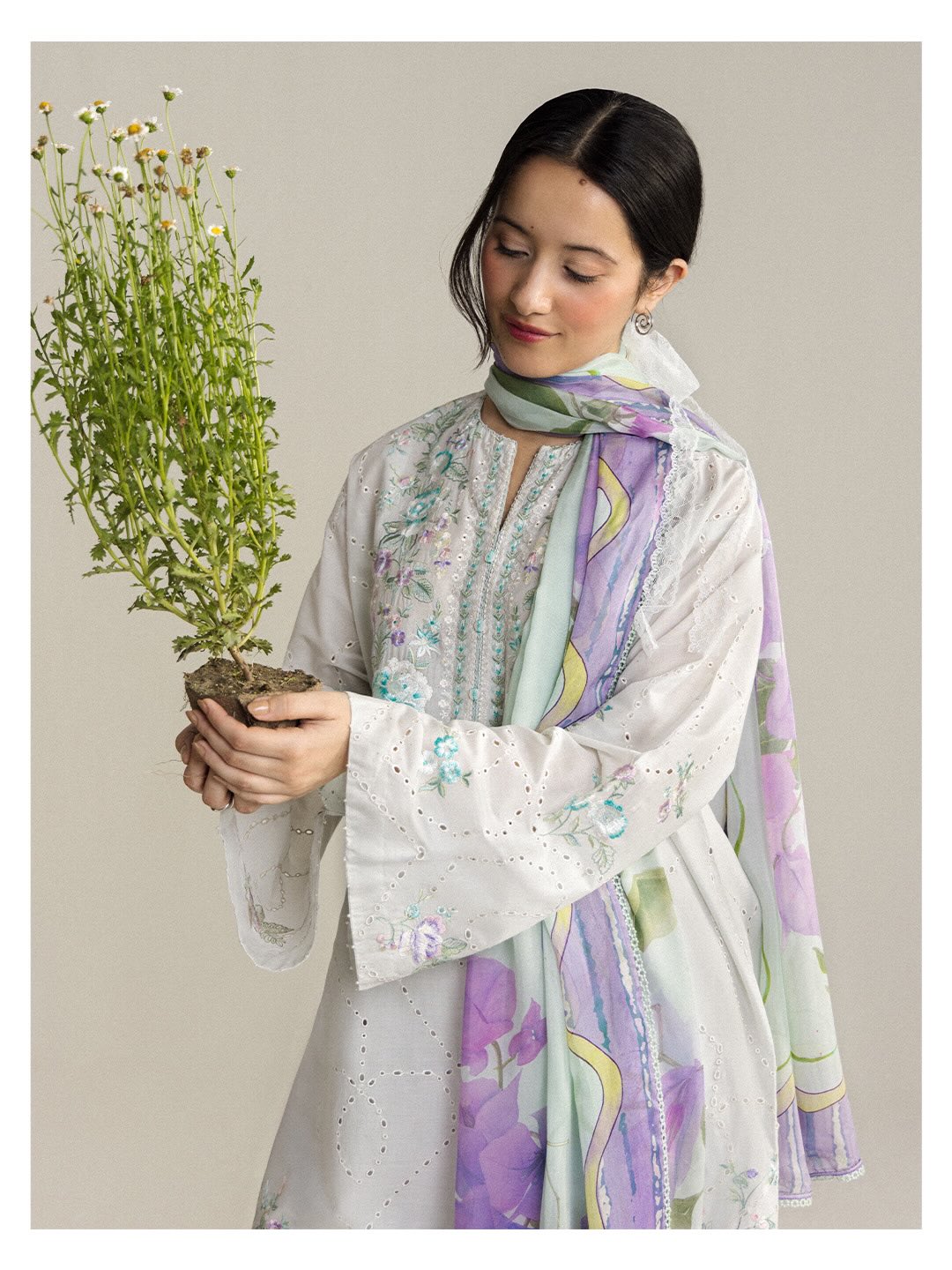 Zara Shahjahan | Coco Lawn 26 | Lune-2A-3