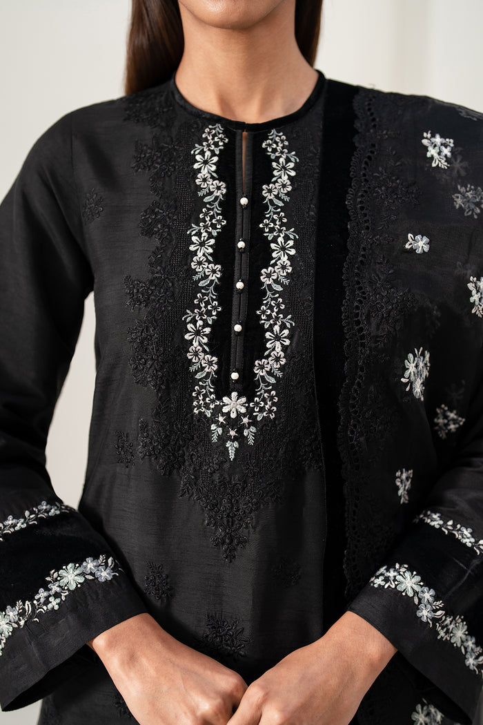 Baroque | Luxury Pret Formals | UF-4137, image 3