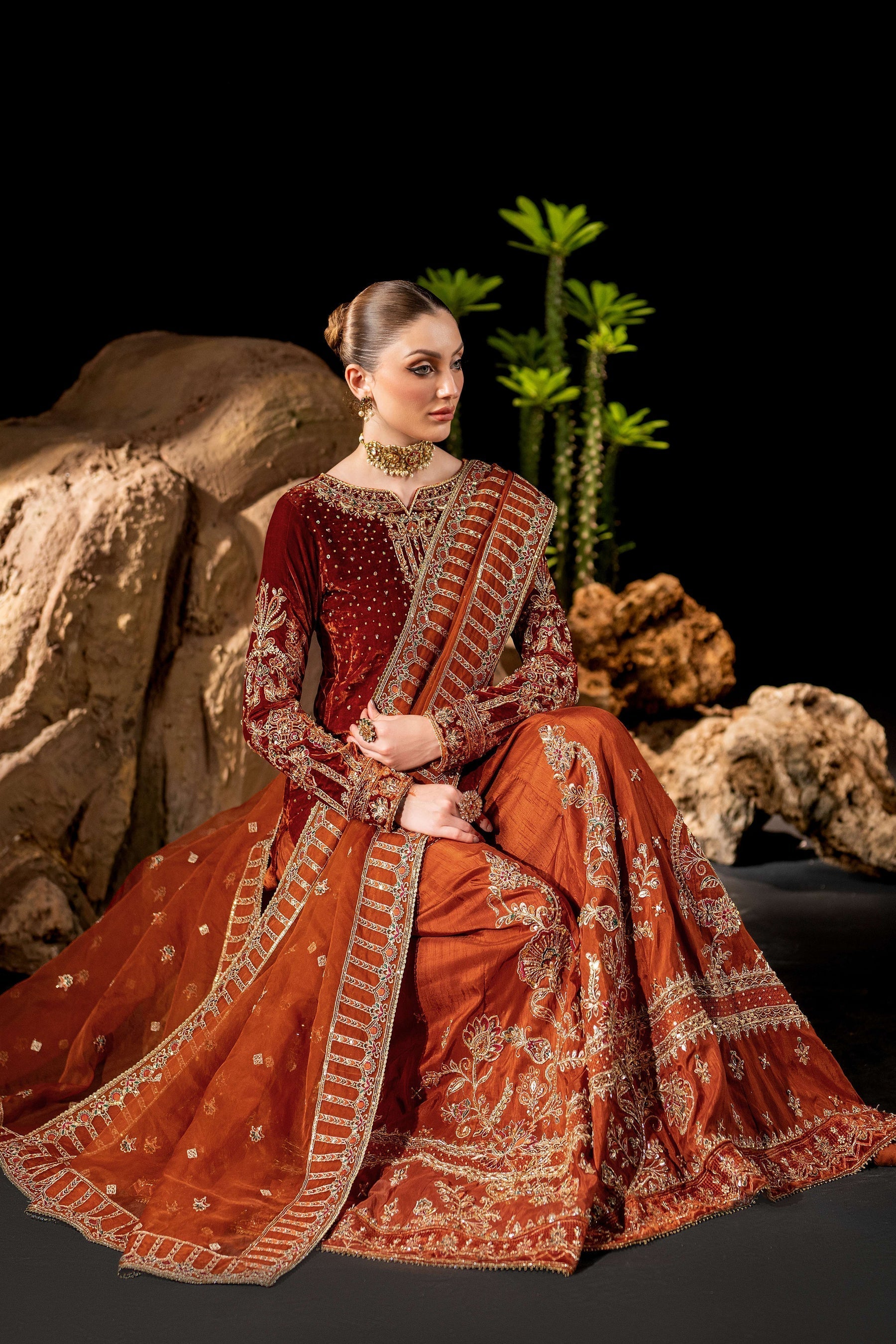 Naqshi | Makhmal Velvet 24 |  Amber