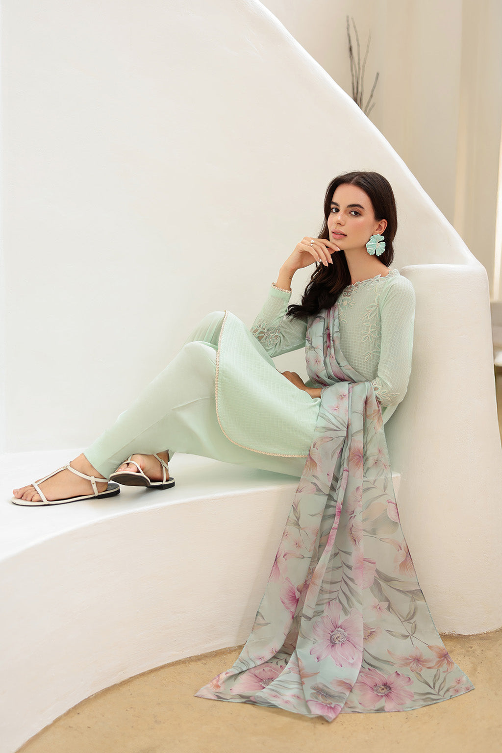 Iznik | lawn 26 | UE-521, image 6