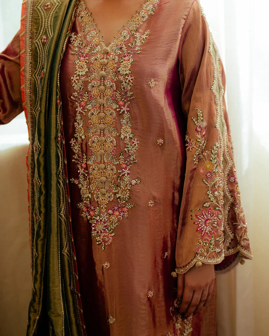 Mushq | Sunehri Lama Silk | Seema, image 3