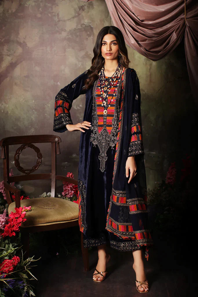 Charizma | Signora Velvet 23 | CVT3-07 by Designer Charizma - House of Maryam - Pakistani Designer Ethnic Wear in {{ shop.shopifyCountryName }}