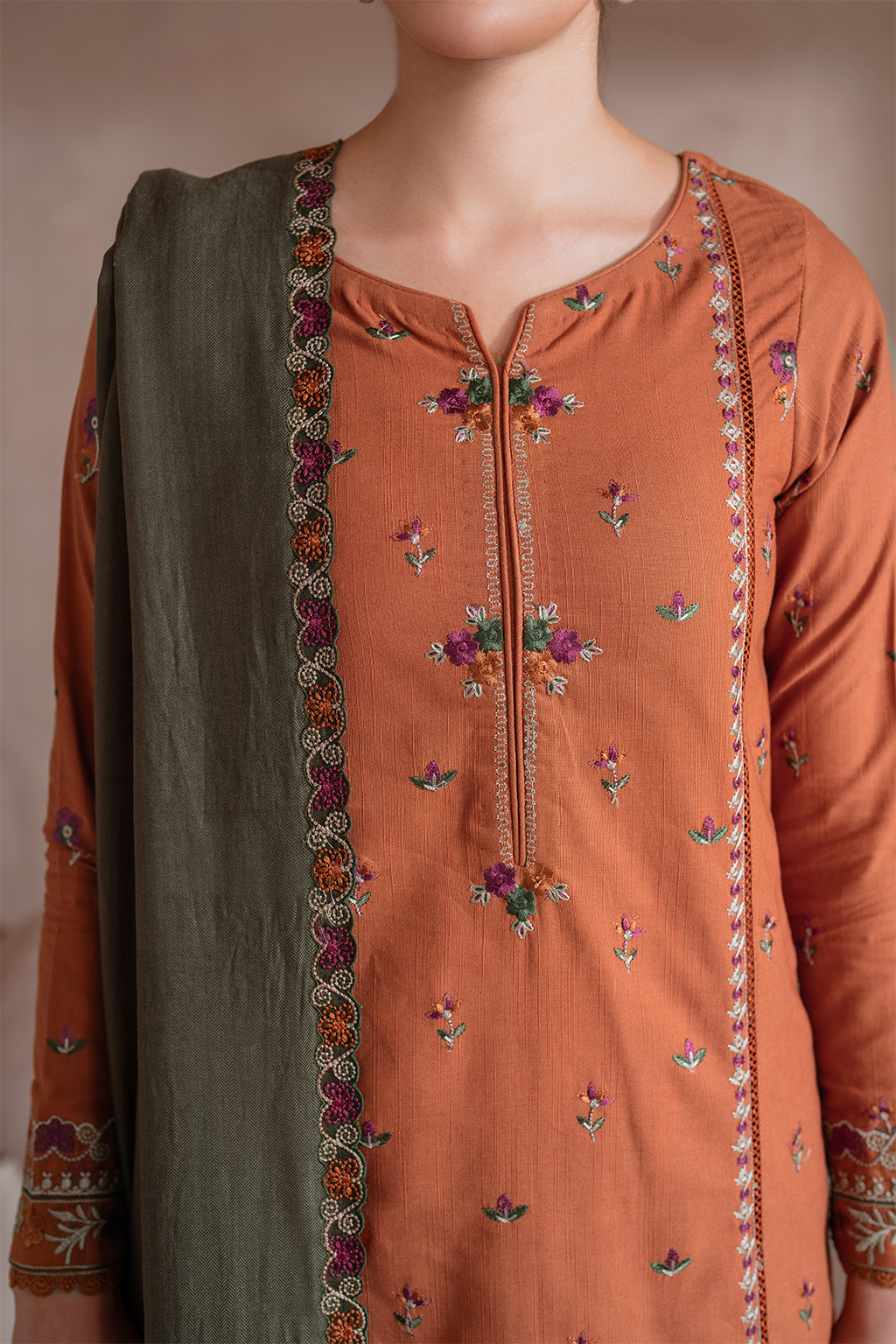 Iznik | Exclusive Winter | UE-367 -  Iznik Ladies Clothes - Original Designer Dress - House of Maryam