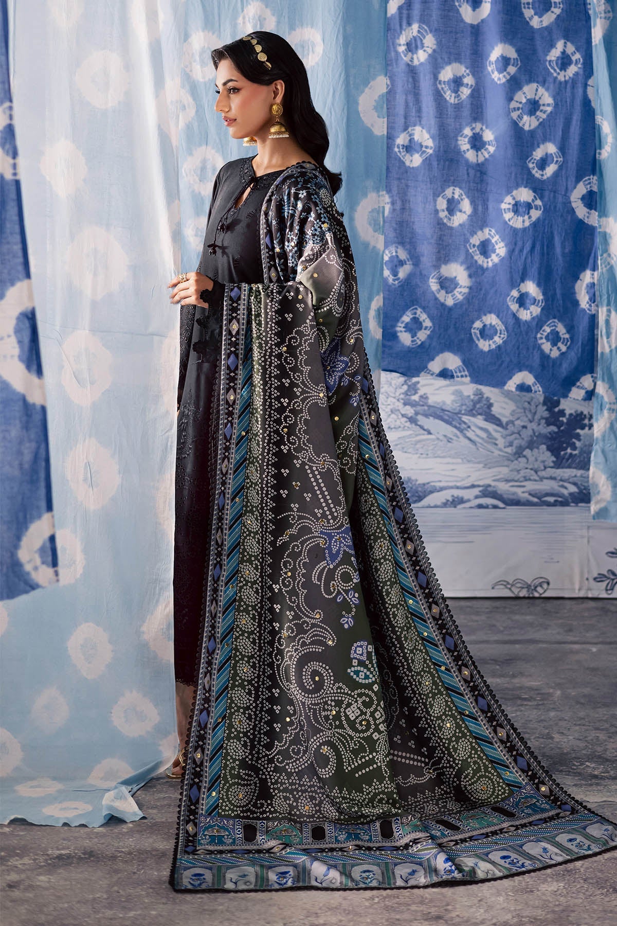 Nureh | Bazaar Luxe 25 | NE-209-8