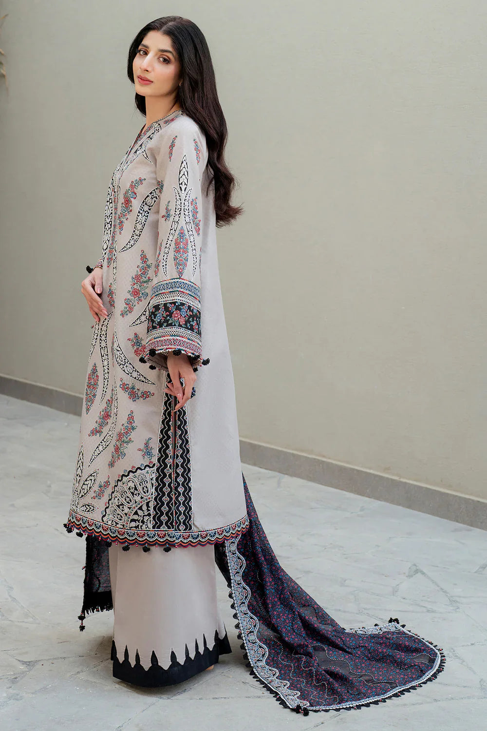 Jazmin | Shahkaar Luxury Lawn 25 | SL25-D7