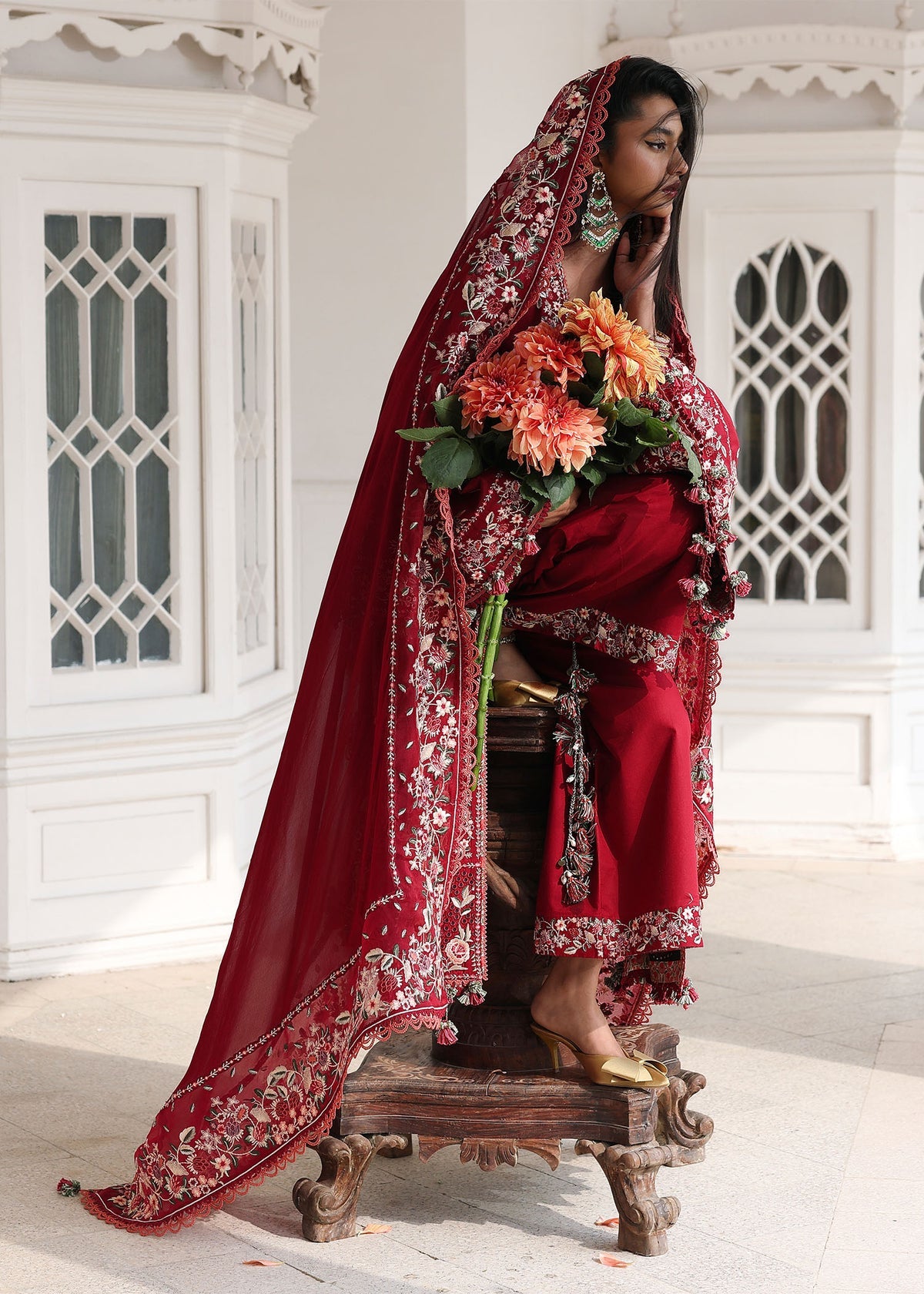 Hussain Rehar | Kalabagh Luxury Lawn 26 | Kastanaa, image 3