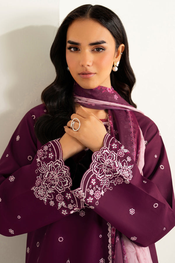 Farasha | Summer Weaves Embroidered Lawn | Rose Passion-6