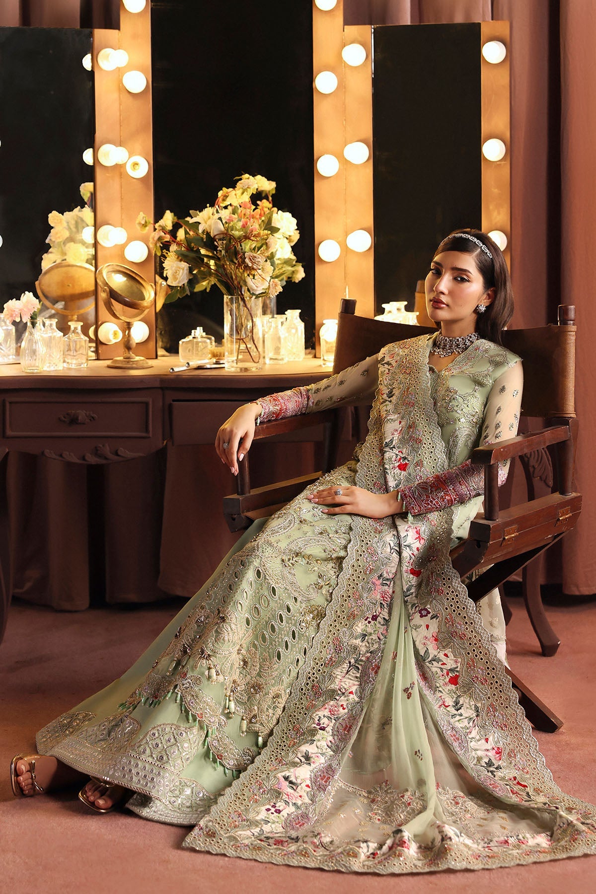 Nureh | Jhoomro 25' | NL-86 Insia -  Nureh jhoomro 25 - Original Designer Dress - House of Maryam