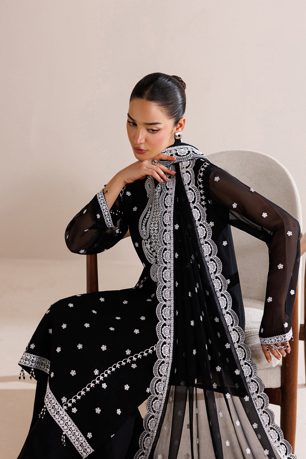 Farasha | Chiffon Threads 26 | Dark Mirage-4