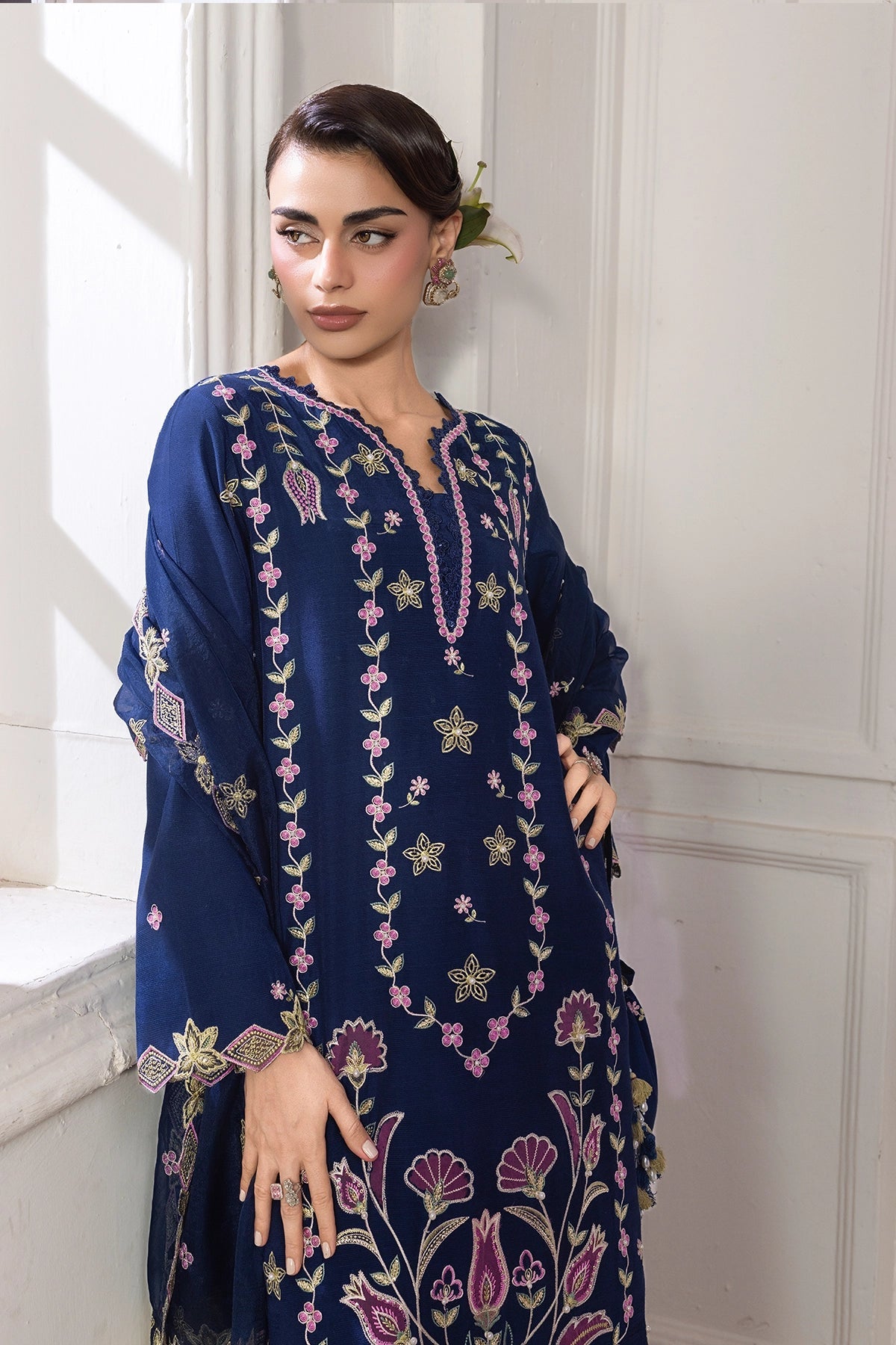 Rangrasiya | Lumeire Silk |Azul, image 3