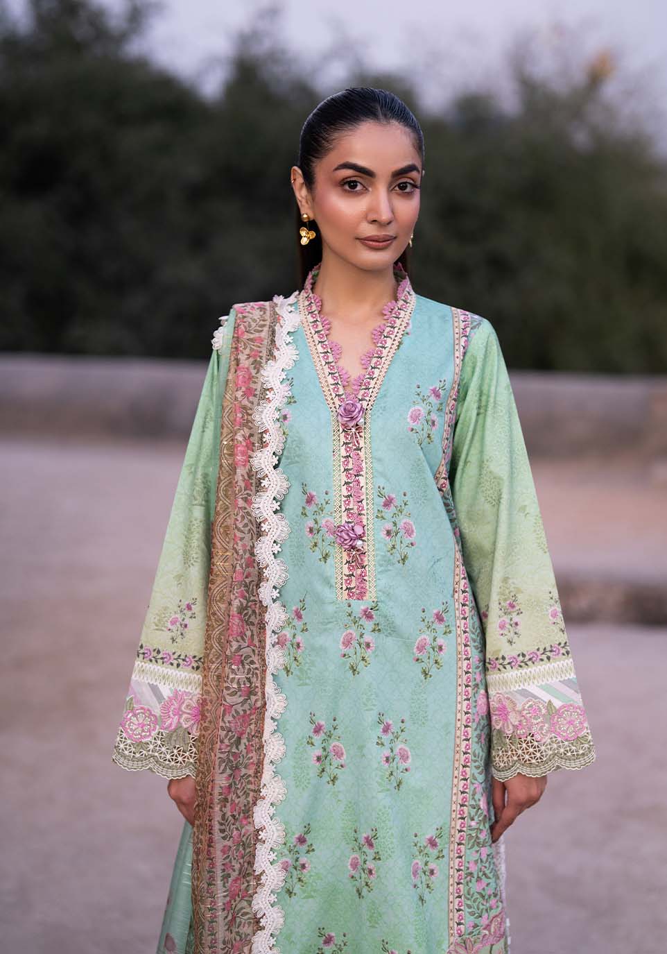 Zarqash | Luxe Lawn 26 | ZQL0011-3