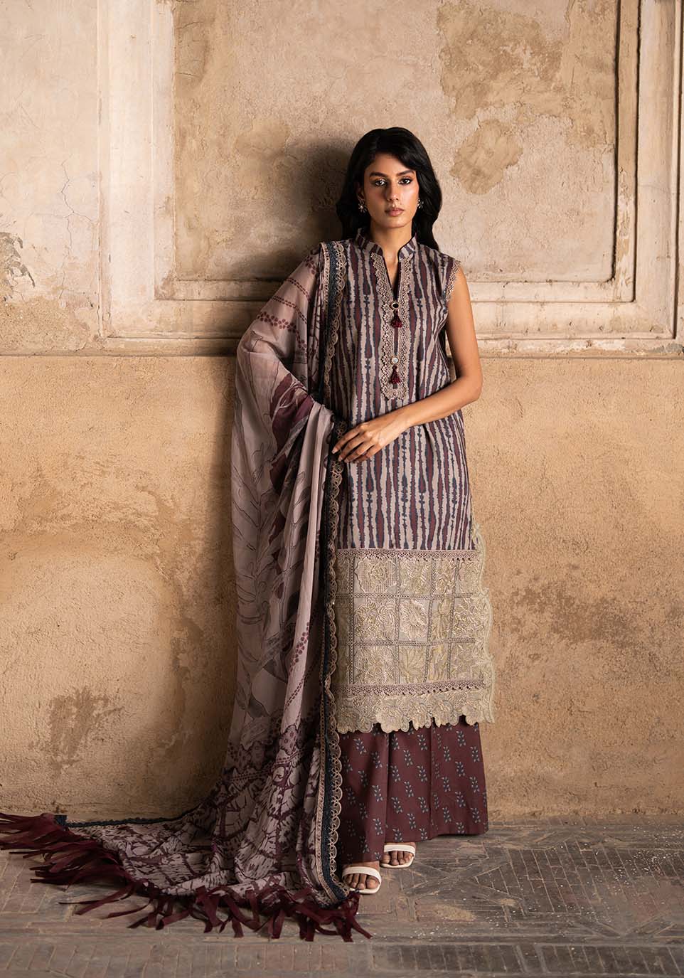 Zarqash | Luxe Lawn 26 | ZQL0015