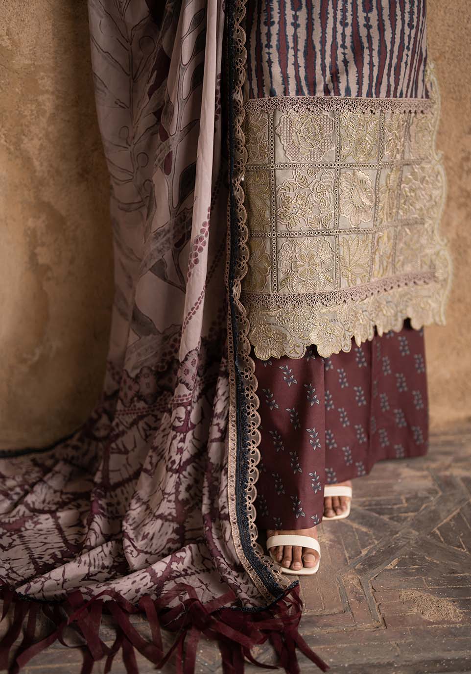 Zarqash | Luxe Lawn 26 | ZQL0015, image 5