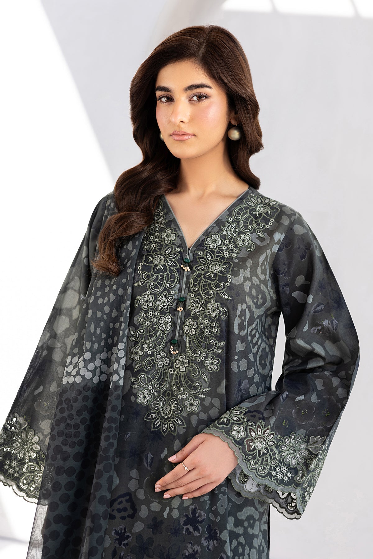 Baroque | Luxury Summer Pret | UF-4454, image 3
