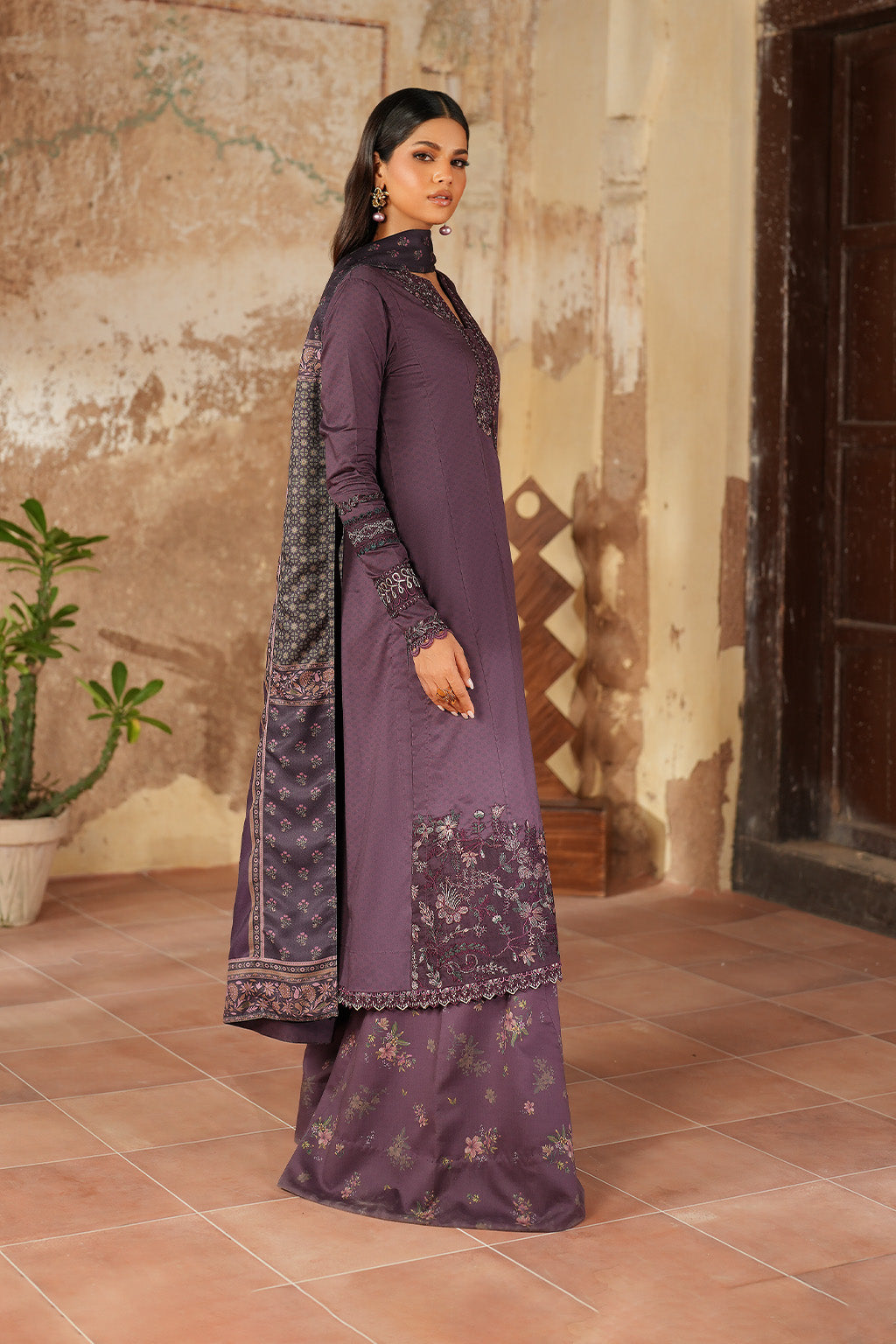 Iznik | Winter 25 | IPF-11, image 2