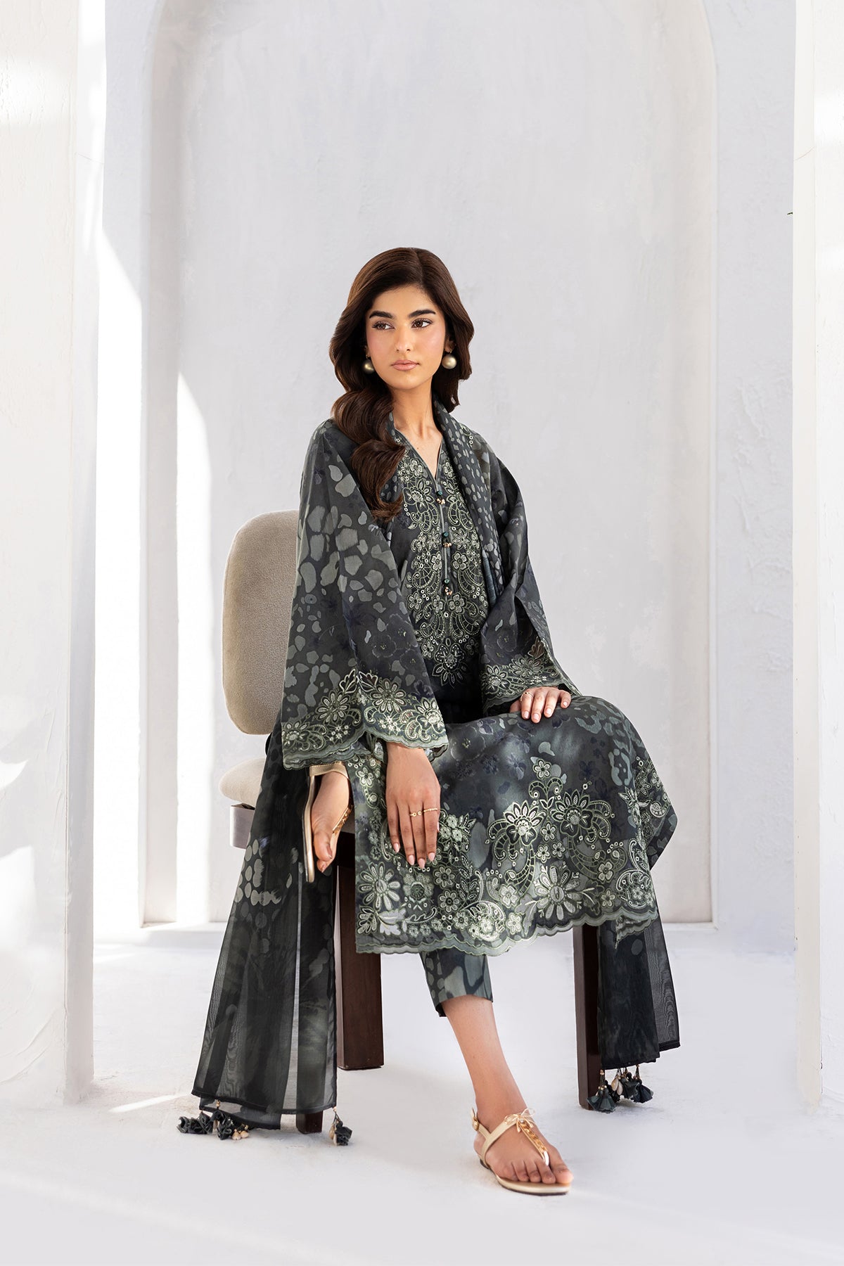 Baroque | Luxury Summer Pret | UF-4454, image 4