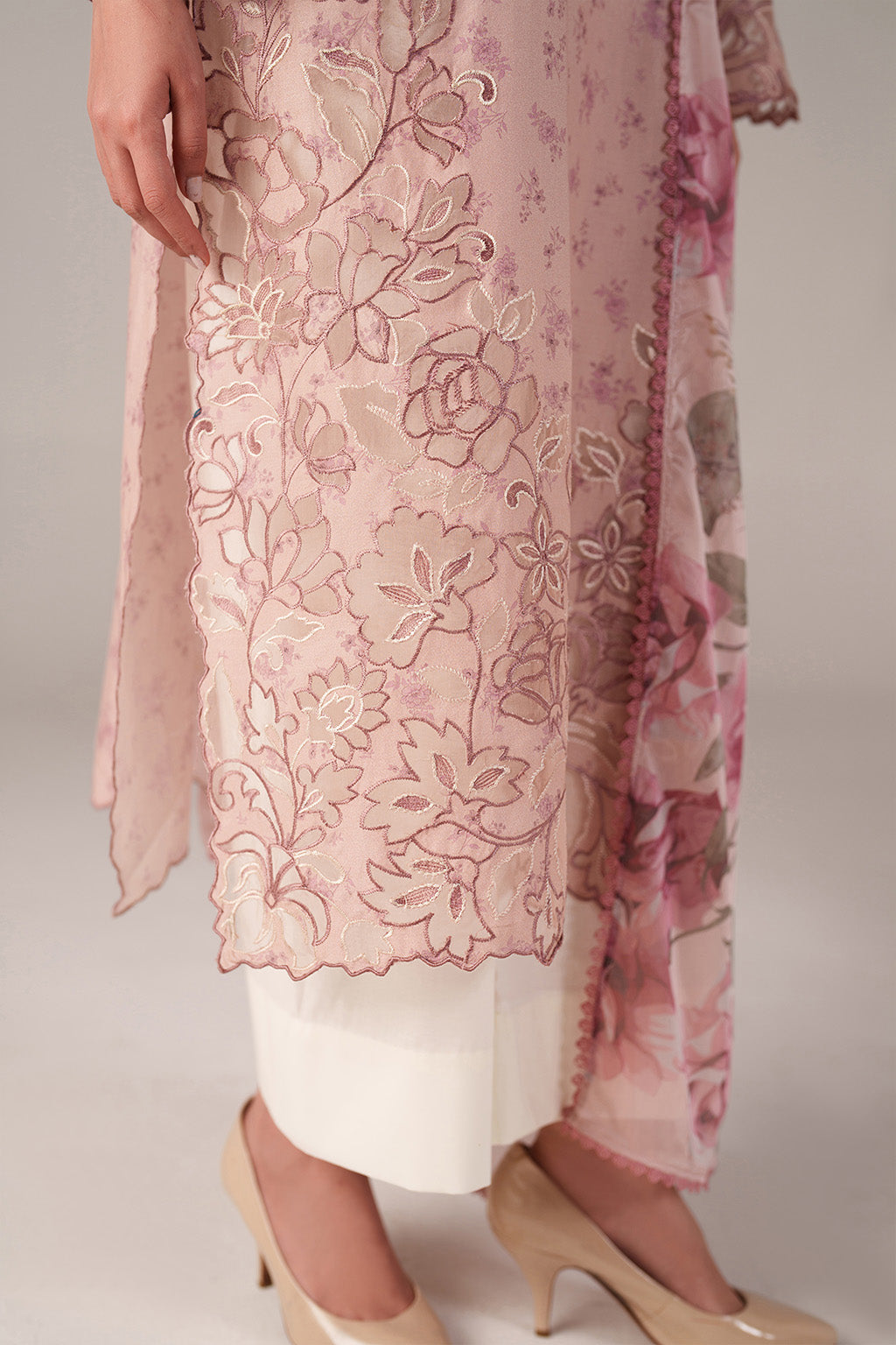 Iznik | Spring/Summer Lawn 26 | SS-05, image 3
