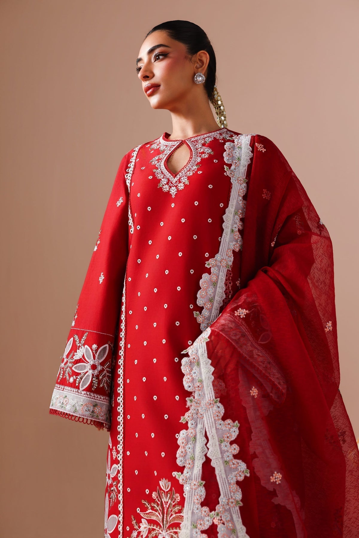 Akbar Aslam | Elan Luxury Lawn 26 | Seraya-4
