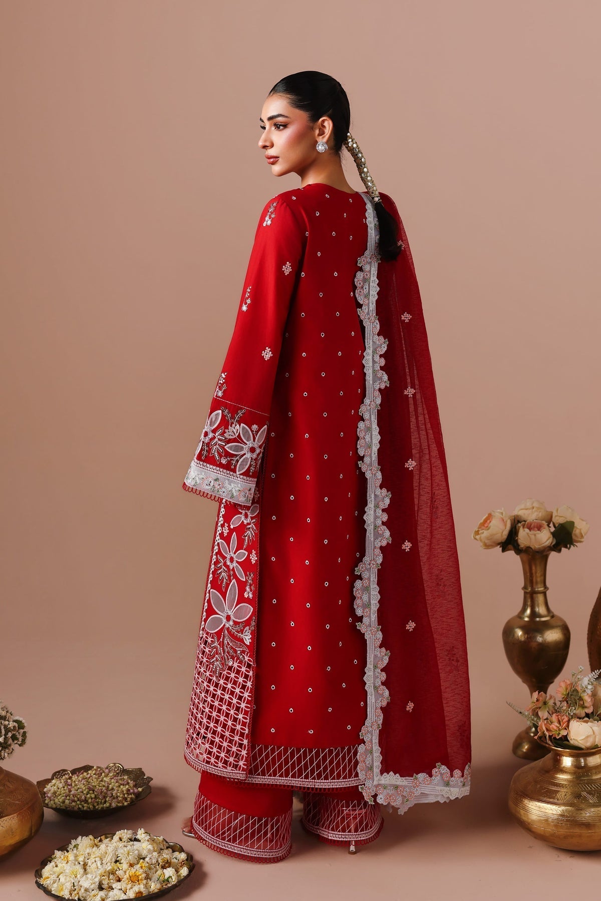 Akbar Aslam | Elan Luxury Lawn 26 | Seraya-2