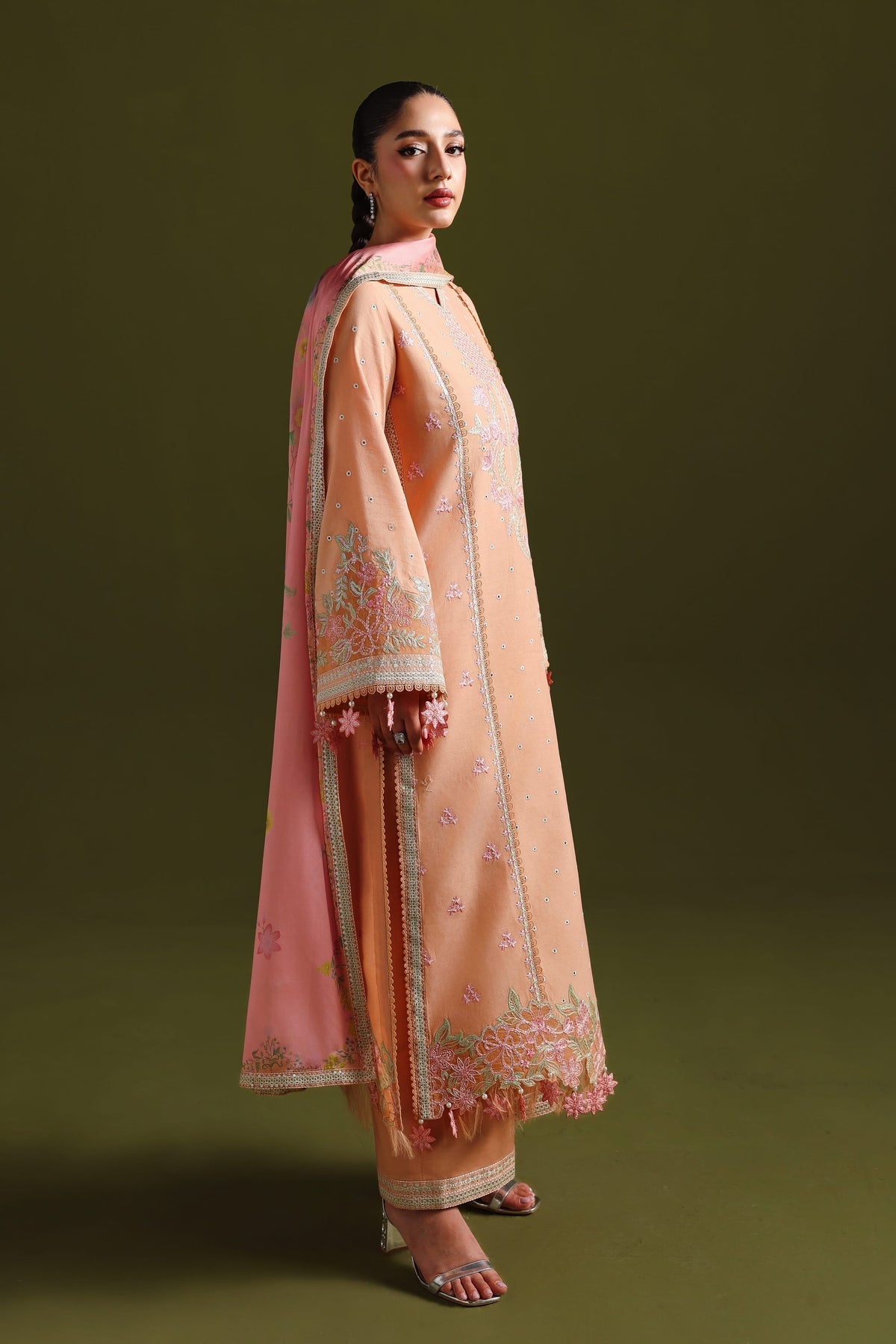 Akbar Aslam | Elan Luxury Lawn 26 | Aaralyn, image 5