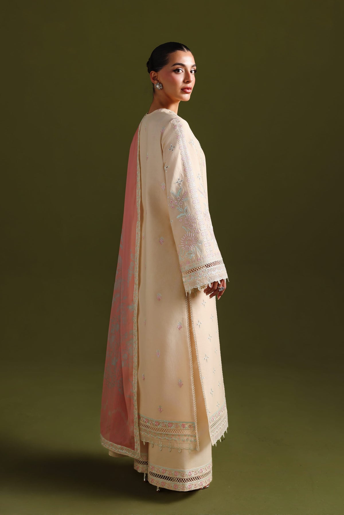 Akbar Aslam | Elan Luxury Lawn 26 | Esmira, image 2