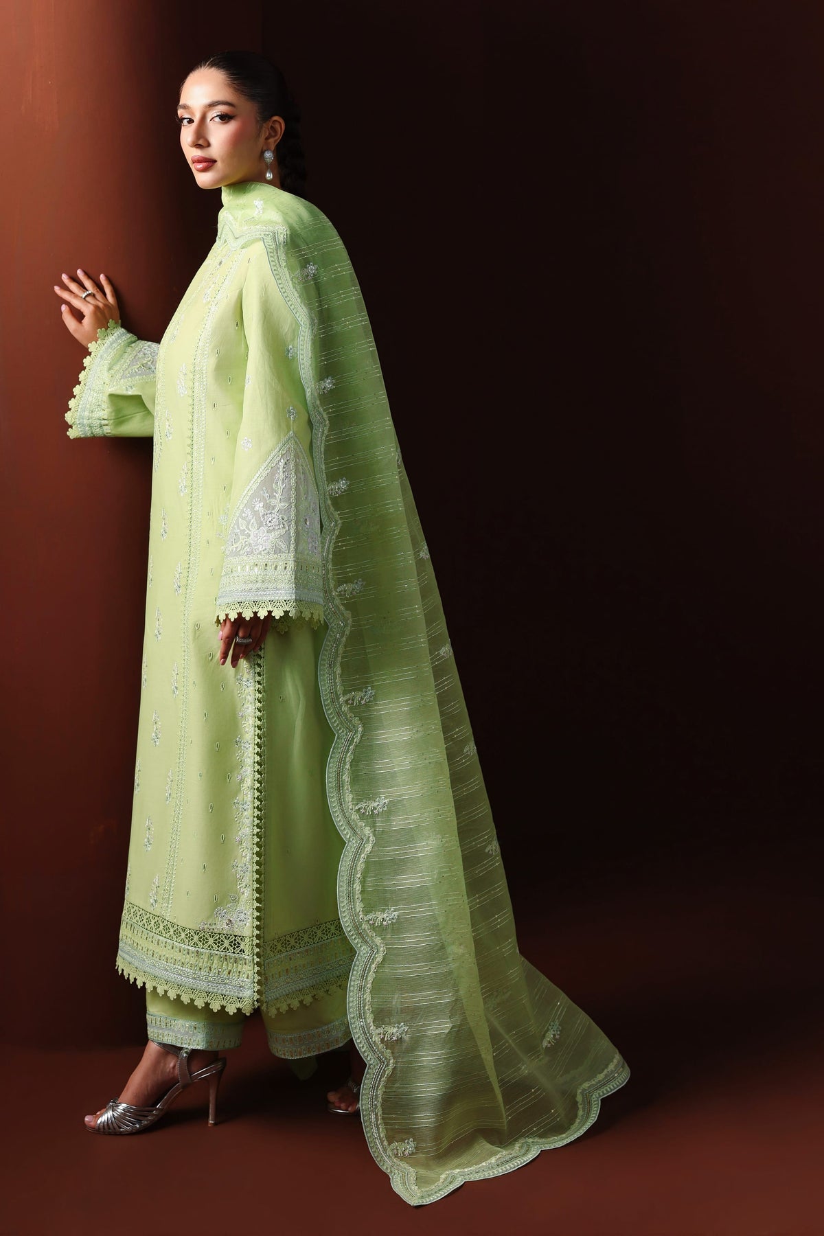 Akbar Aslam | Elan Luxury Lawn 26 | Nayeli, image 5