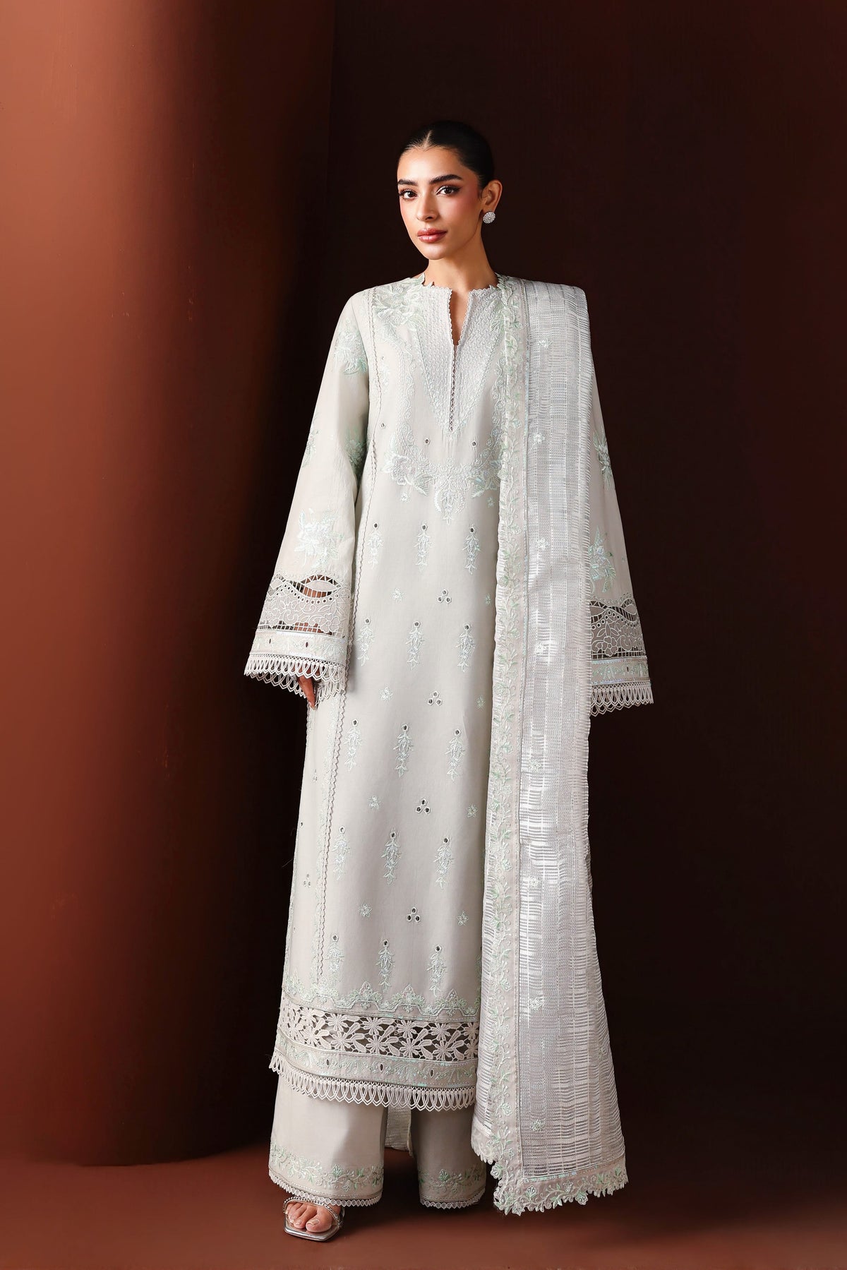 Akbar Aslam | Elan Luxury Lawn 26 | Rumana-1