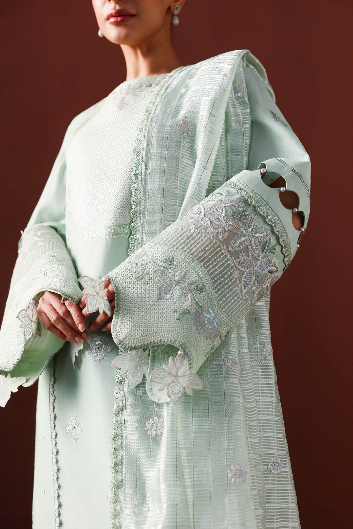 Akbar Aslam | Elan Luxury Lawn '26 | Zayna, image 3