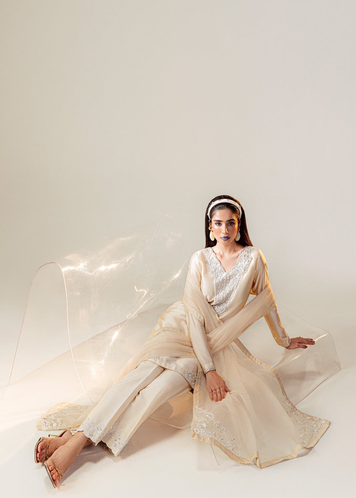 Mahum Asad | The Sirens | Champagne, image 5