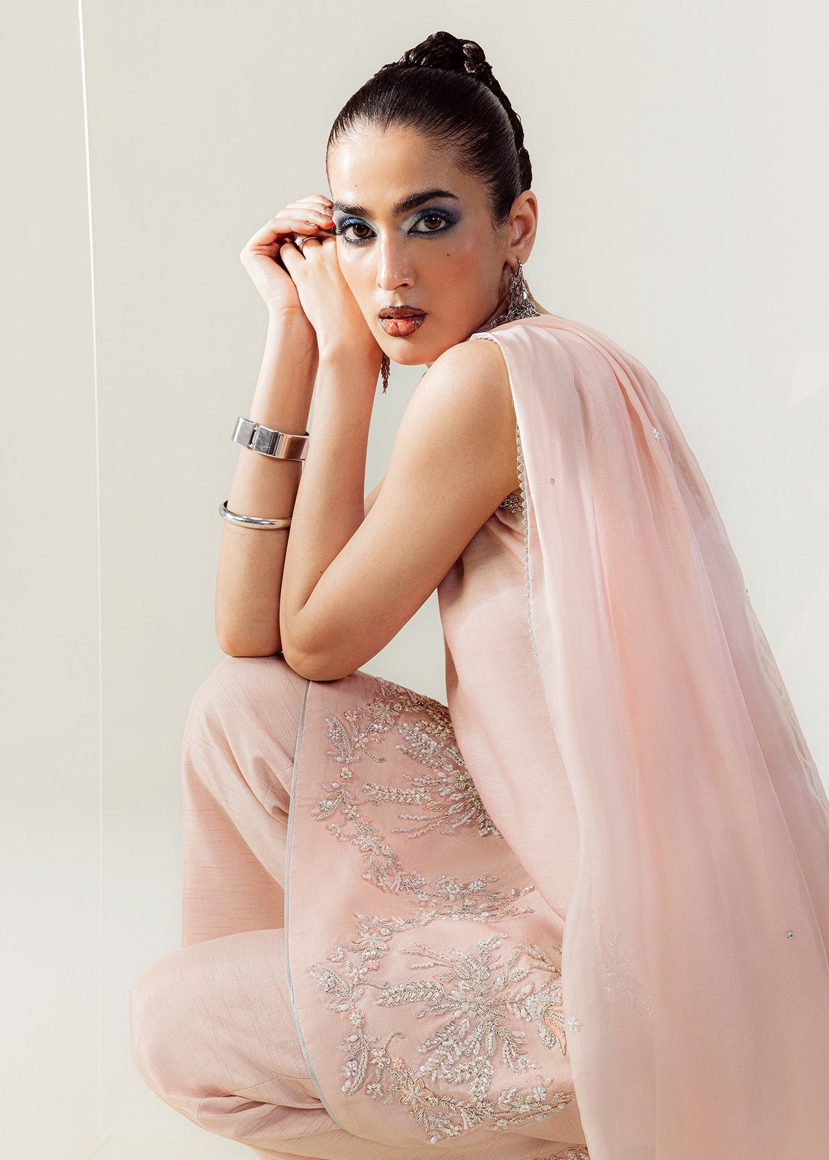 Mahum Asad | The Sirens | Blushed Halo-5