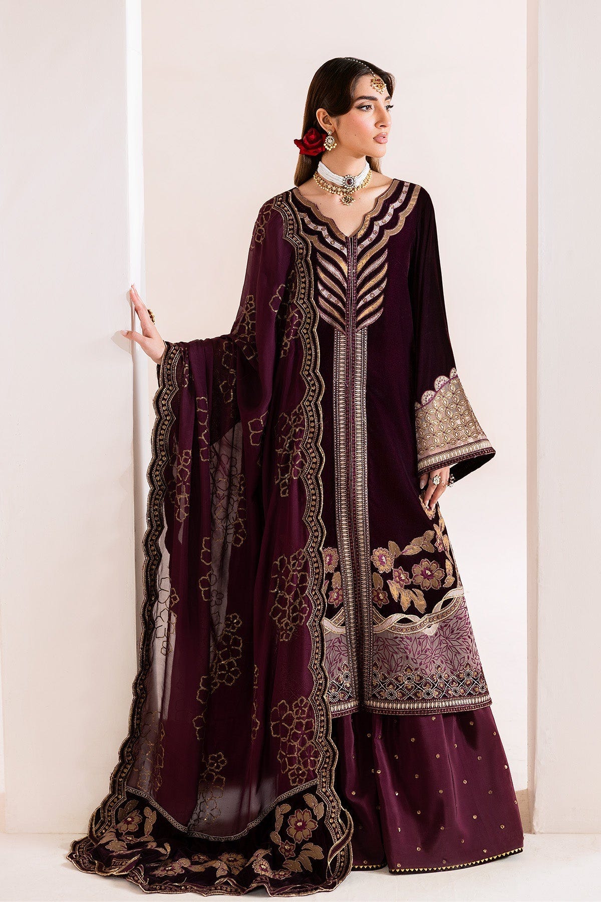 Alizeh | Makhmal Luxury Velvet Edit | Mehree