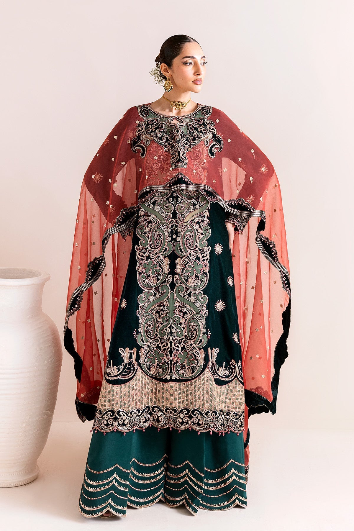 Alizeh | Makhmal Luxury Velvet Edit | Kiswa, image 4