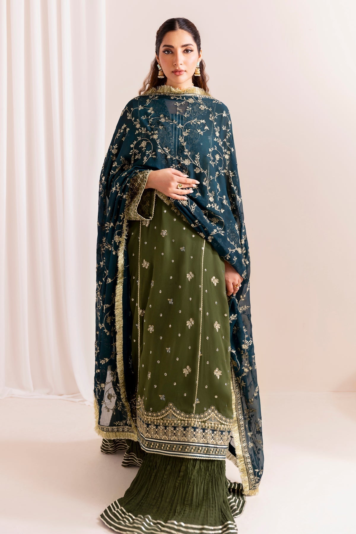 Xenia Formals | Luxury Formals 25 | MAHVASH-3