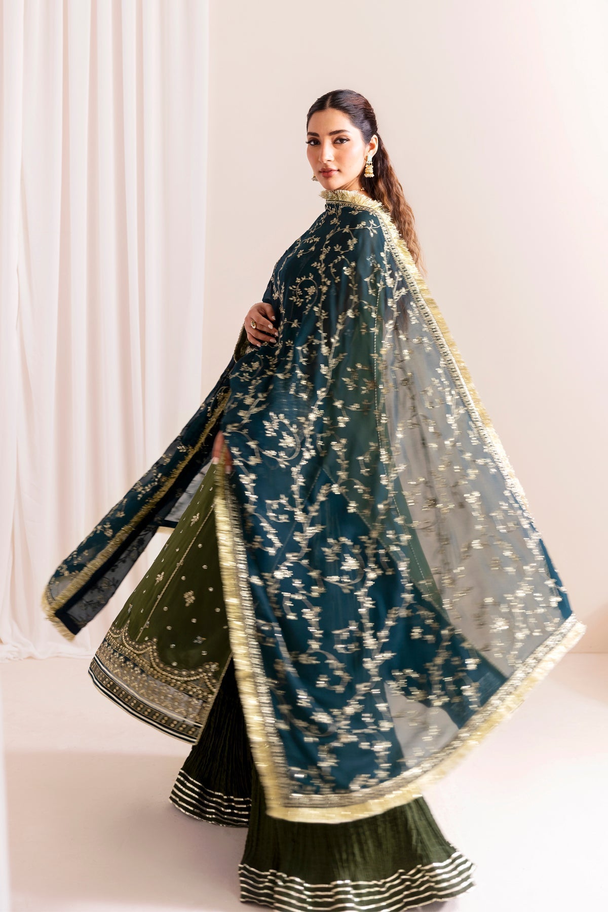 Xenia Formals | Luxury Formals 25 | MAHVASH-7