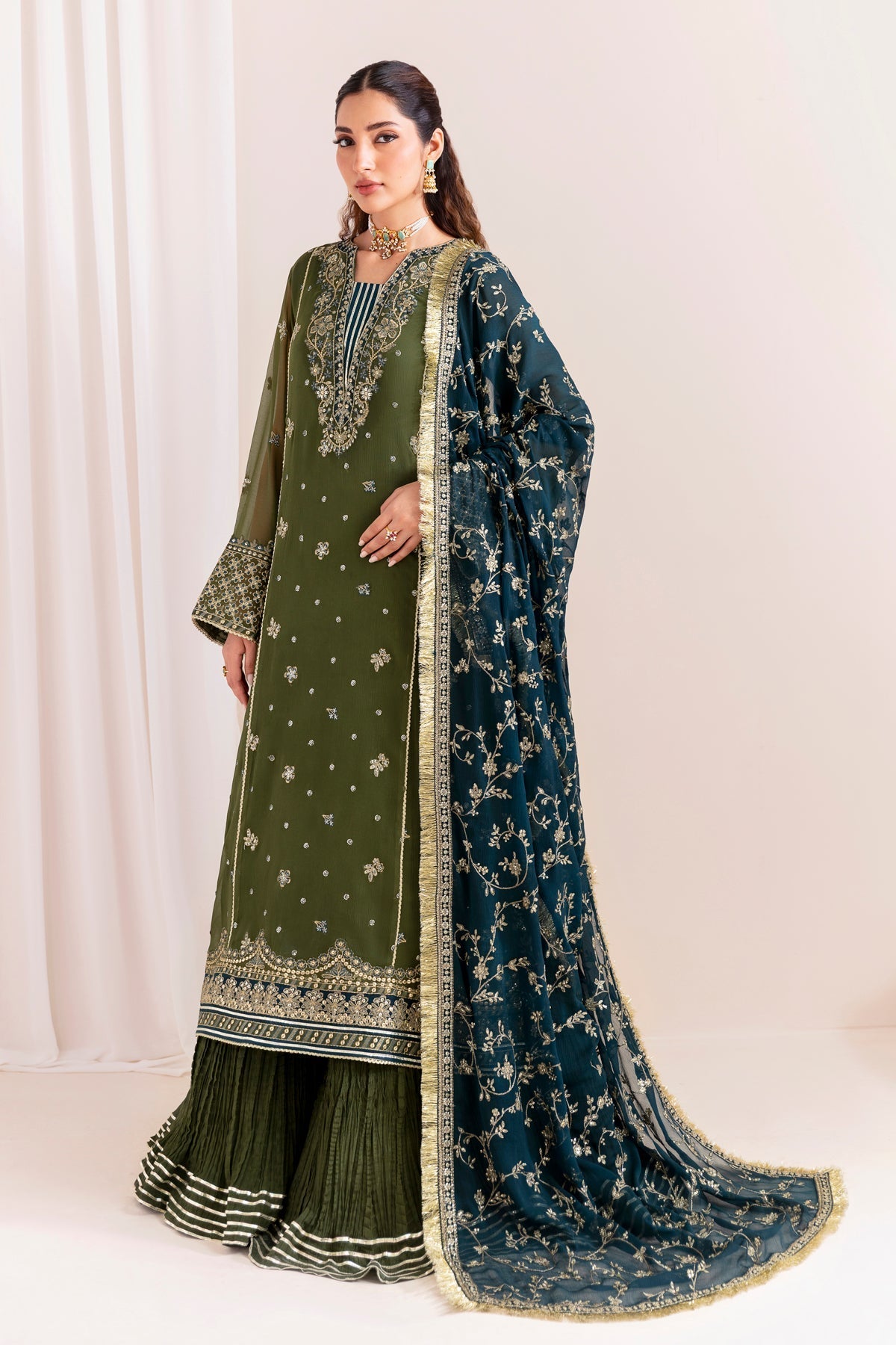 Xenia Formals | Luxury Formals 25 | MAHVASH-4